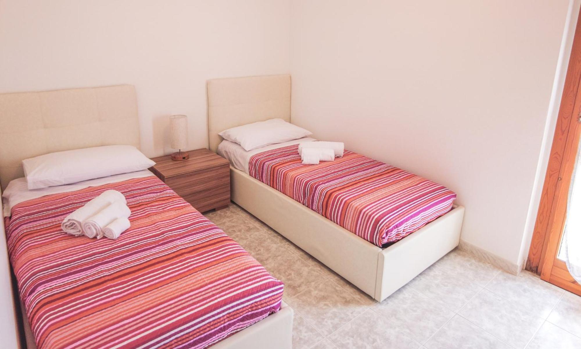 Budget Beds Alghero Exterior photo